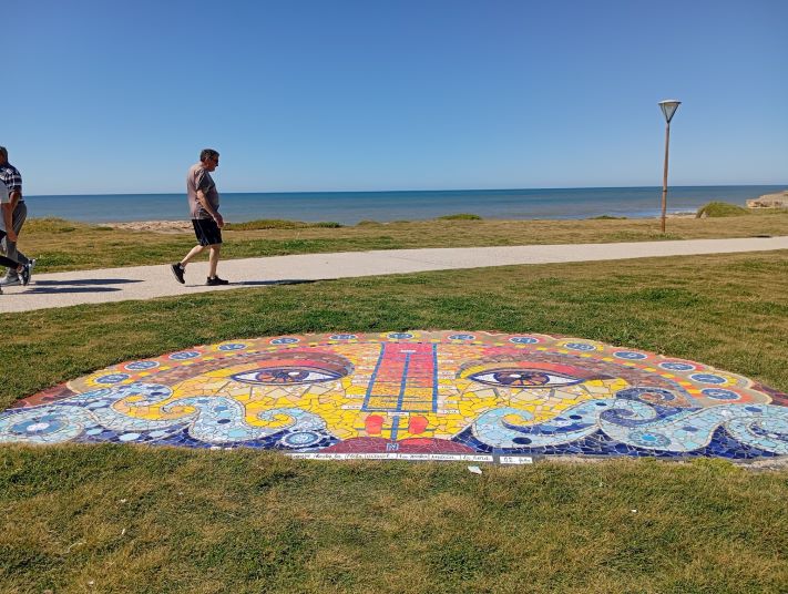 El tiempo en colores: el reloj de sol de Miramar