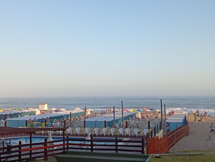 Con 38,5°, Miramar vivió la jornada más calurosa del verano y el año se despide con calor y viento