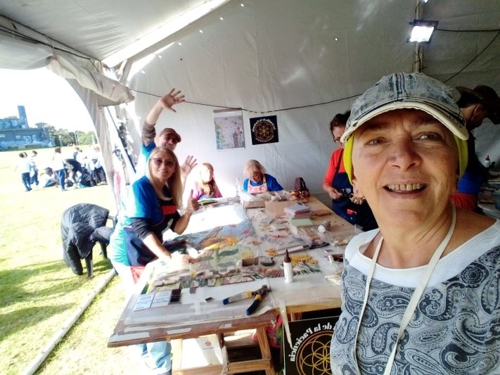 El arte de nuestro distrito, de luto: la Bienal despide con profundo dolor a Laura Mohana