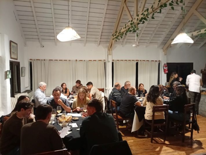 Miramar: Cata de vinos y tapeo en el balneario Cacho