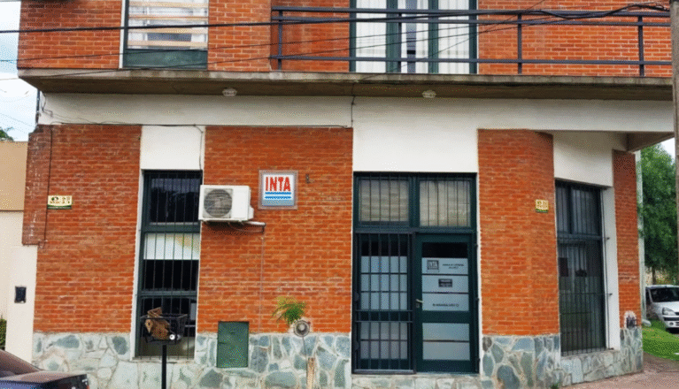 Fuerte ajuste en el INTA: cierran agencias en la región y avanza un recorte del 50%