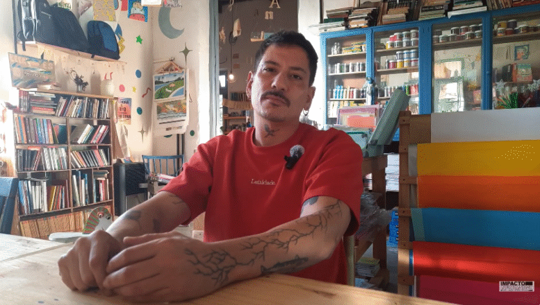 “Invisible” llega al Teatro Abel Santa Cruz con un unipersonal que interpela la ficción de lo real