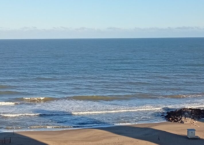 Jueves a pleno sol en Miramar: máxima de 22° y tiempo estable