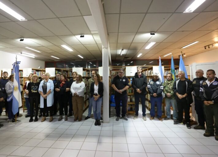 Miramar: Inauguraron el espacio “Héroes de Malvinas” en la Biblioteca General San Martín