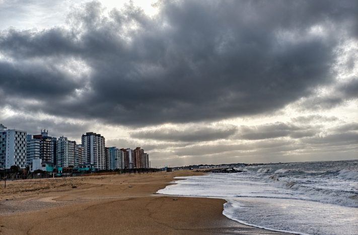 Miramar: tras el viento y la inestabilidad, el domingo llega con sol y descenso de temperatura