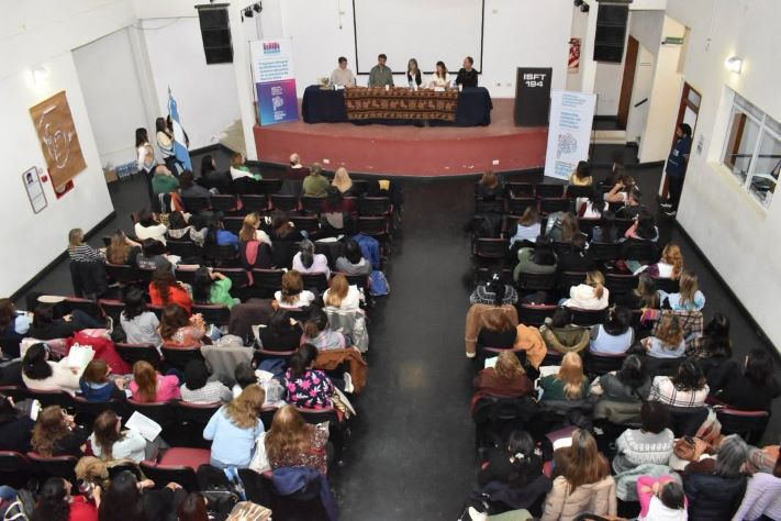 Comenzó el 5° Encuentro Regional de Bibliotecarios Escolares en Miramar