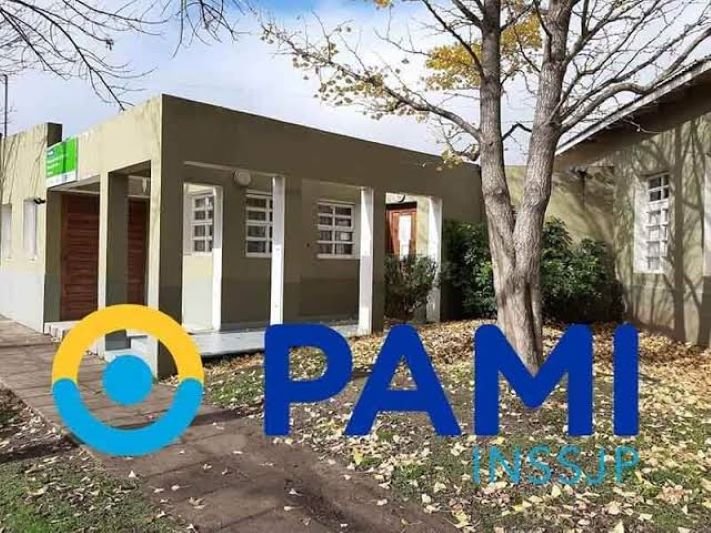 Jubilados de Otamendi reclaman por la continuidad de la atención de PAMI