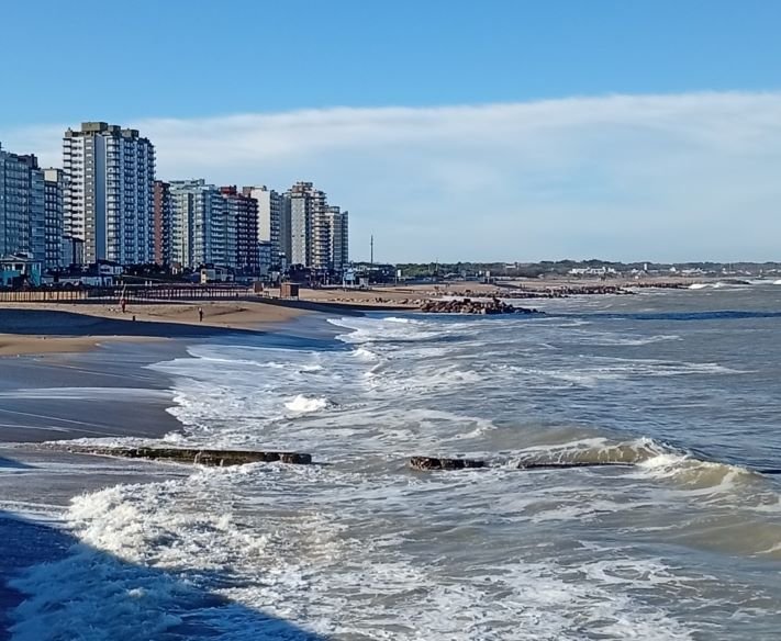 Viernes con temperaturas agradables y cielo parcialmente nublado en Miramar