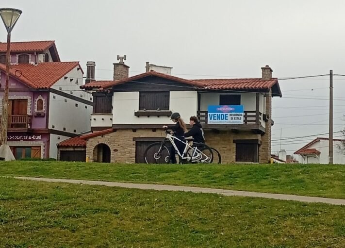 Miramar despide septiembre con cielo mayormente nublado y viento del sudoeste