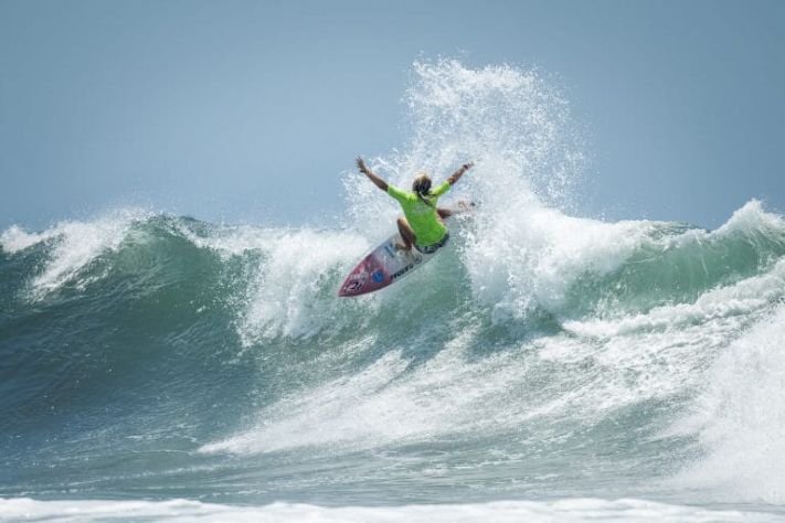 Vicky Muñoz Larreta, entre las cuatro mejores del mundo en el Mundial Junior de Surf